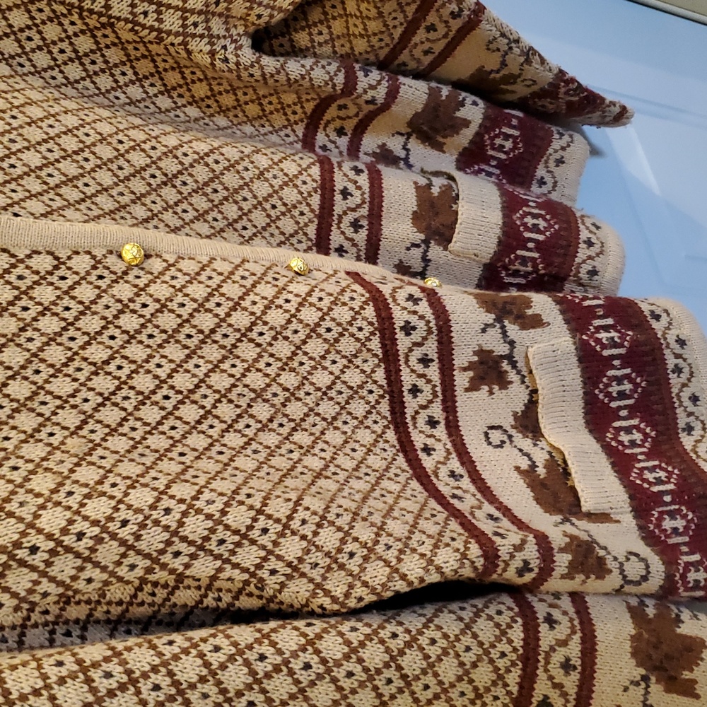 Crystal Kobe Fall Sweater - Picture 2 of 5